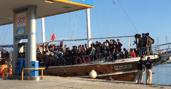  Denizde 194 Kaçak Yakalandı