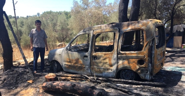 Elektrik Tellerinden Çıkan Yangında Arac Kül Oldu