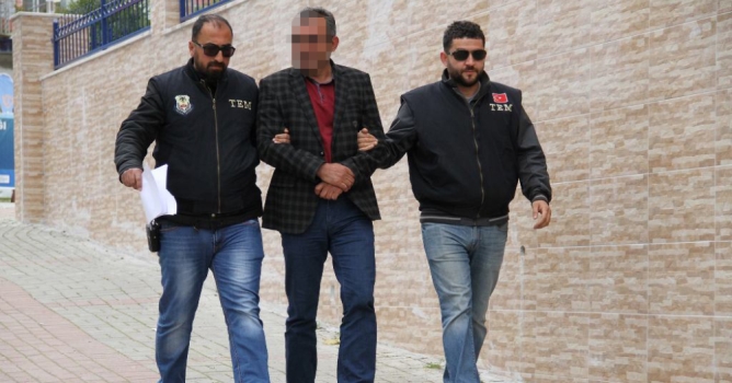 Eski ilçe başkanı PKK'dan gözaltında