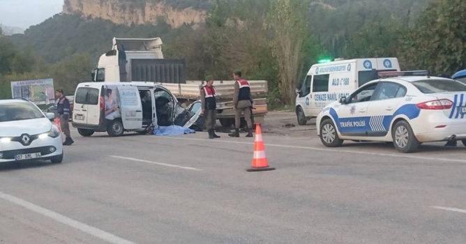 Feci kazada 1 ölü, 2 yaralı 