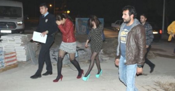 Fuhuş Operasyonunda 5 Kişi Gözlaltında