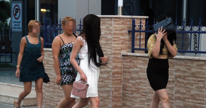 Fuhuş operasyonunda yakalandılar 