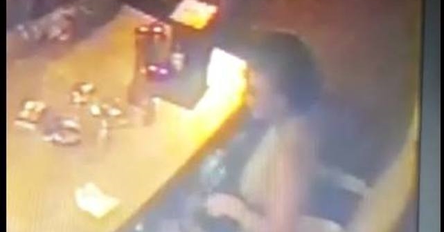 Güvenlik kamerasına takıldı 