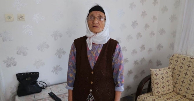 Hırsız çaldığı paranın yarısını geri bıraktı 