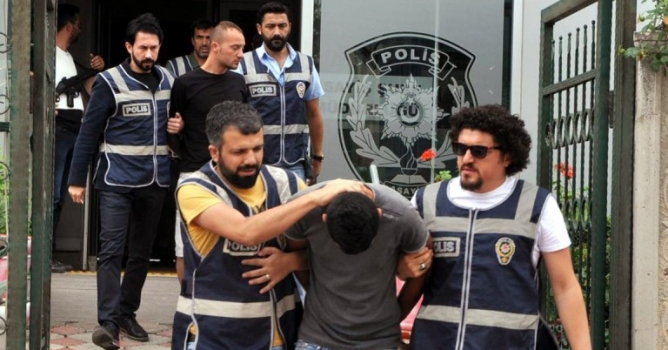 Hırsızlık operasyonu 5 kişi gözaltına alındı