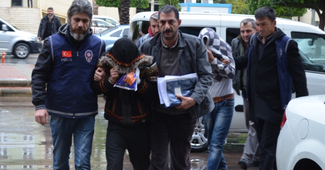 Hırsızlık zanlıları yakalandı