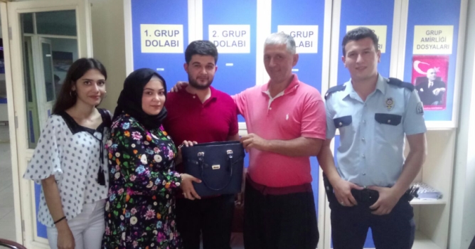 İnsanlık ölmemiş