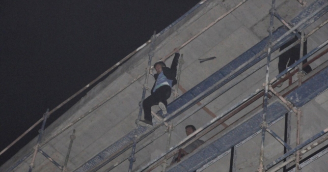 İntihar teşebbüsü yürekleri ağzılara getirdi