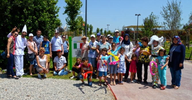 İtalyan bahçesi 'Özel'  çocukları misafir etti