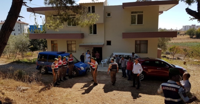 Jandarma kayıp kadın için seferber oldu 