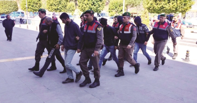 Jandarmadan uyuşturucu şebekesine darbe