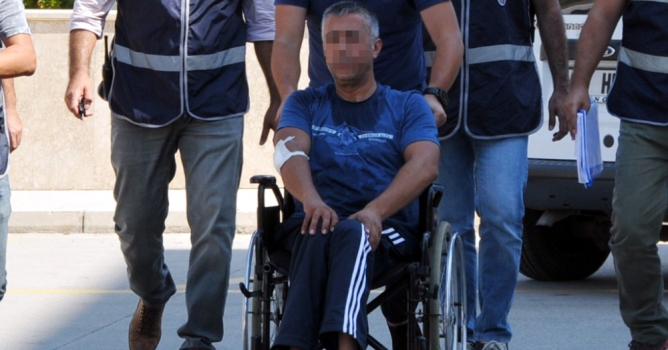 Kafede silahlı saldırı: 2 yaralı