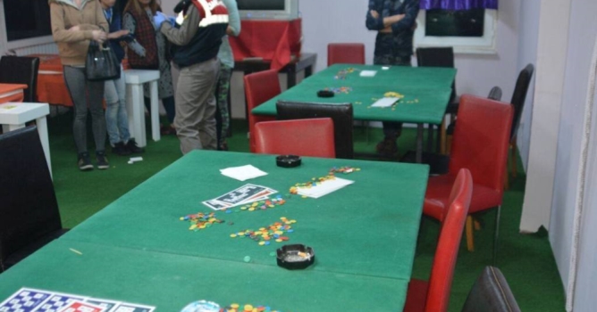 Kumarhane baskını: 40 gözaltı