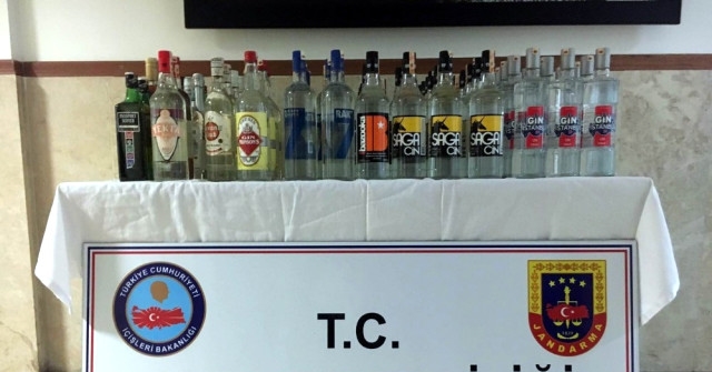  Manavgat'ta uyuşturucu ve kaçak içki operasyonu 