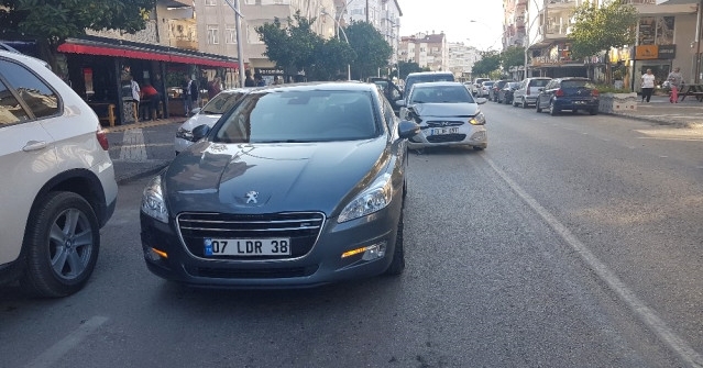 Manavgat'ta zincirleme kaza: 1 yaralı 