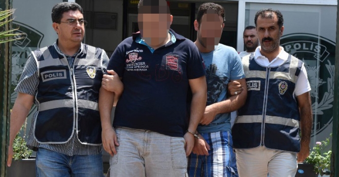 Motosikletli kuryeler gözaltında