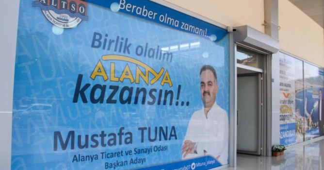 Mustafa Tuna  seçim ofisini açtı 