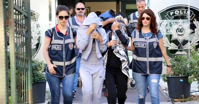 Polis 2 ay takip etti, eş zamanlı operasyon düzenledi