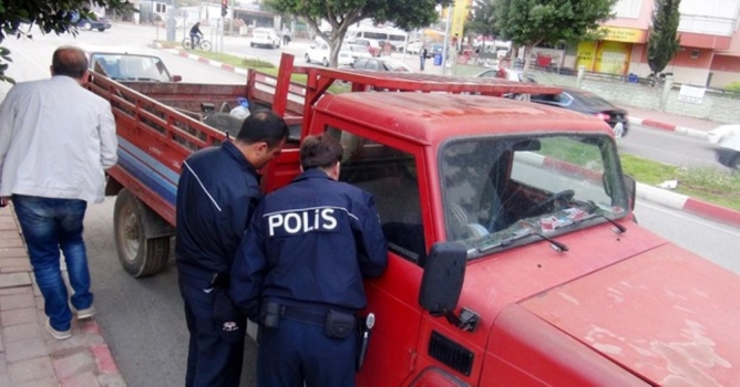 Polis uyandırmakta zorlandı