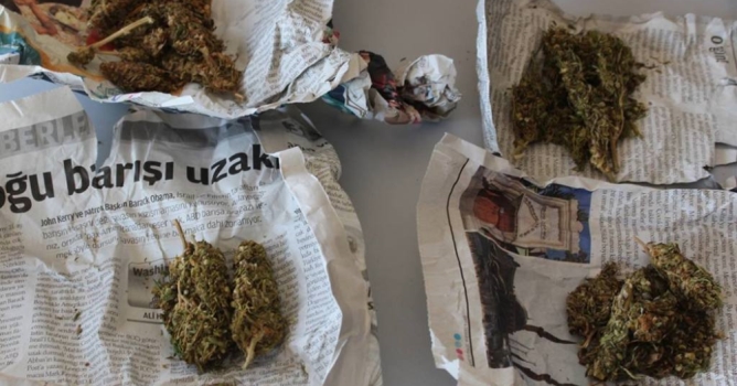 Polisten torbacı baskını 