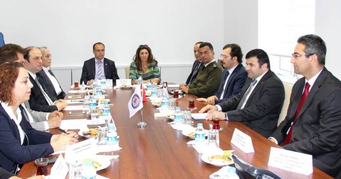 Seçim öncesi toplantı