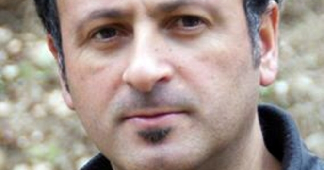 Serinlemek için girdiği denizde boğuldu