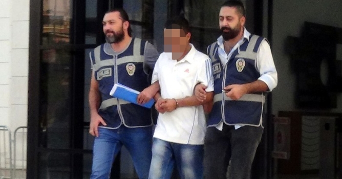 Şüphelinin üzerinden 560 gram esrar çıktı