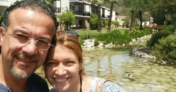 Tartıştığı eşini benzinle yaktı