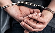 Alanya'da 8 ayrı hırsızlık suçundan hapis cezası bulunan şahıs yakalandı