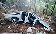 Alanya’da kamyonet uçurumdan yuvarlandı: 5 yaralı
