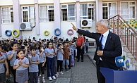 Başkan Özçelik öğrencilerle buluştu