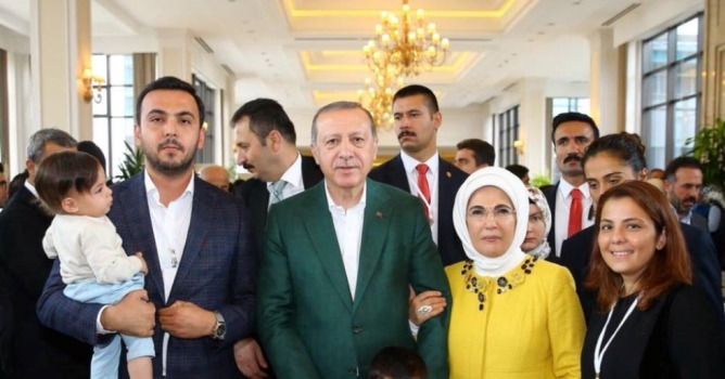 Toklu, ailesini Erdoğan ile tanıştırdı