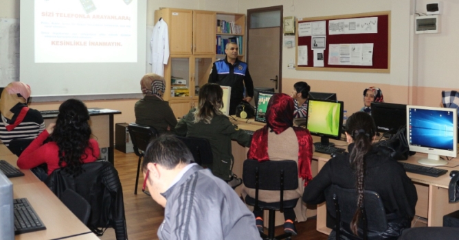  Toplum Destekli Polis halkla el ele çalışıyor