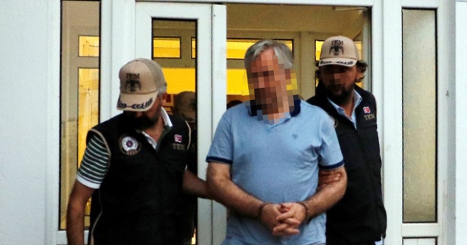 Vali yardımcısı ve kaymakam tutuklandı