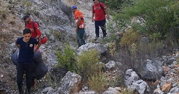 Yardımına AKUT ekipleri yetişti 