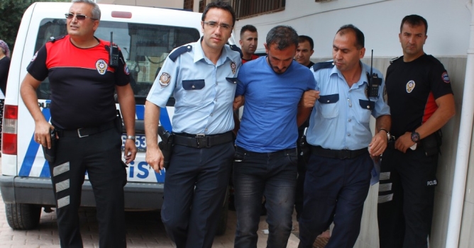 Yaşlı çifti dolandıramadan yakalandı