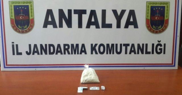 Zehir Taciri Alanya'da Tutuklandı