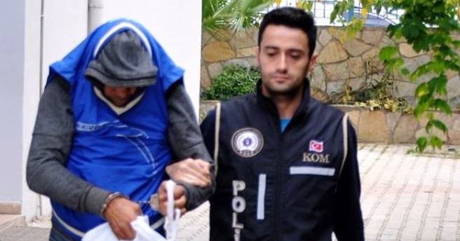 Zehir tacirleri polisten kaçamadı 