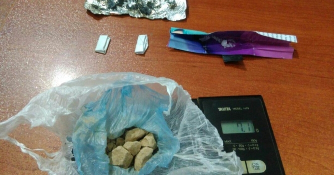 Zehir tacirleri yakalandı